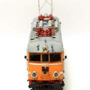 Lokomotywa pospieszna elektryczna EP08 (Tololoko EP08001)