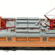 Lokomotywa pospieszna elektryczna EP08 (Tololoko EP08001)